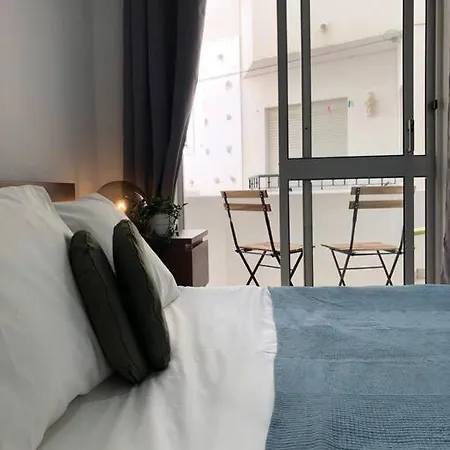 아파트 Beautiful 1 Bed Sea View 부르가우