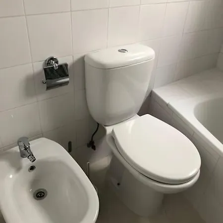 Beautiful 1 Bed Sea View *