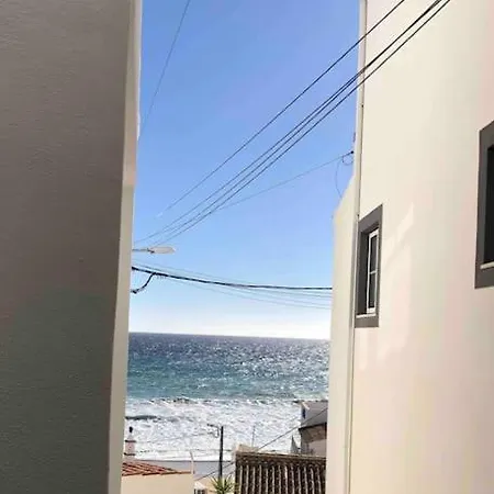 Beautiful 1 Bed Sea View