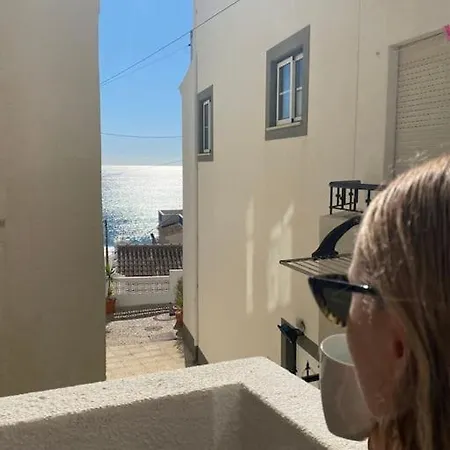 Beautiful 1 Bed Sea View *